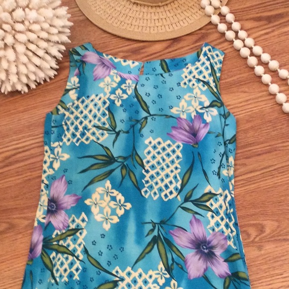 Hawaiian Dress - Picture 2 of 5